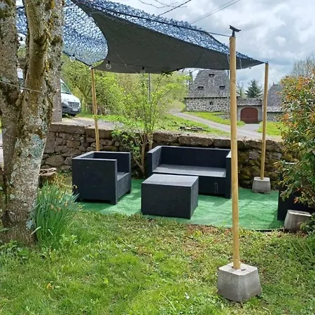 De Suzanne Avec Sauna Privatif Tatil Evi