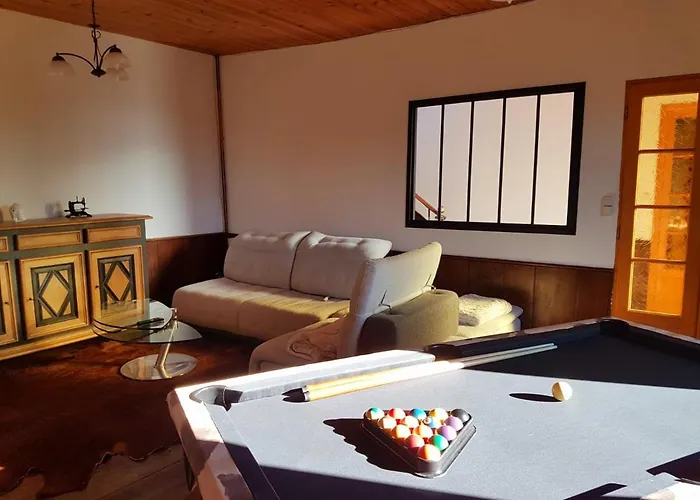 De Suzanne Avec Sauna Privatif Ferienhaus Brommat