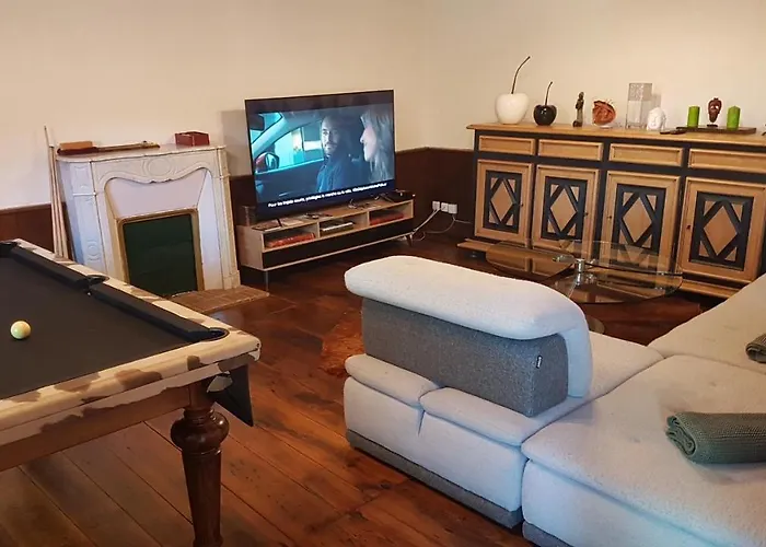 De Suzanne Avec Sauna Privatif Ferienhaus