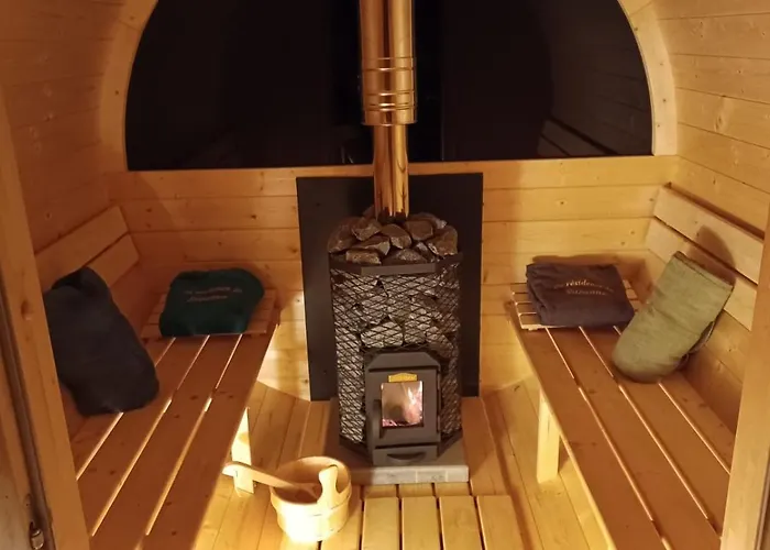 De Suzanne Avec Sauna Privatif Ferienhaus